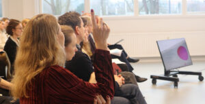 Passioneret debatmøde om adgang til ny medicin 